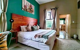 Albertinia Hotel